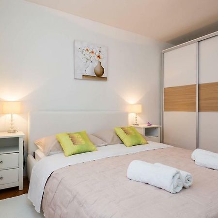 Apartment Dragica Split Exterior photo
